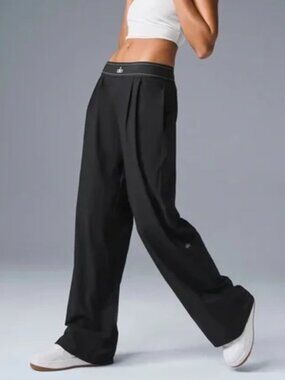 Brand new ALO Yoga Women's Black Suit Up Trouser (Regular)✈🖤